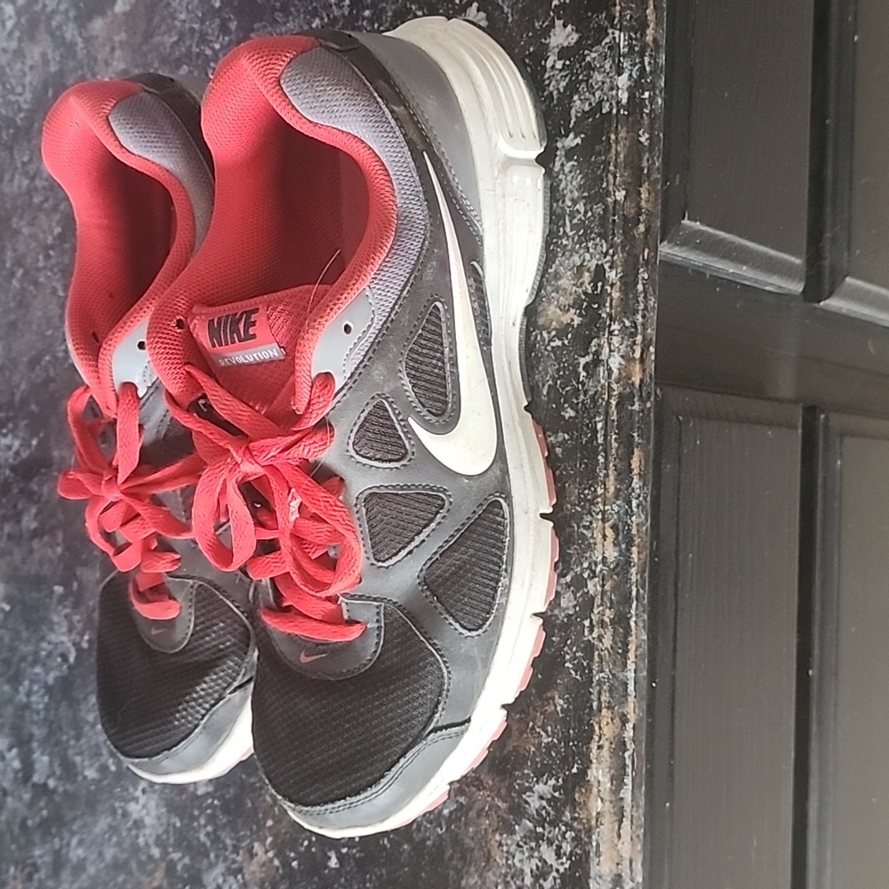 Mens shoes